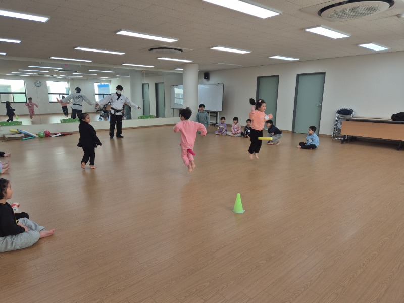 KakaoTalk_20241215_102131747_09.jpg