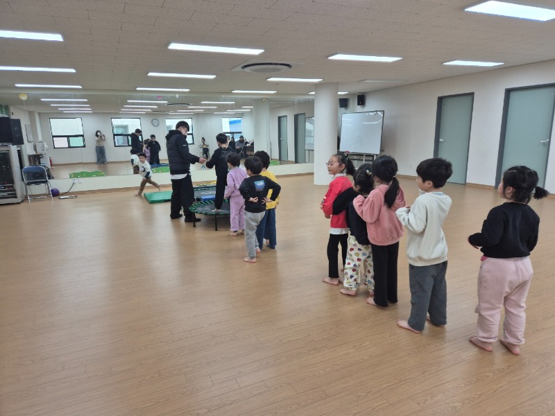 KakaoTalk_20250215_155646611_05.jpg