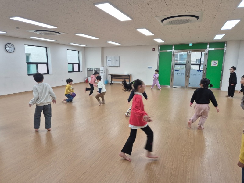 KakaoTalk_20250215_155646611_07.jpg