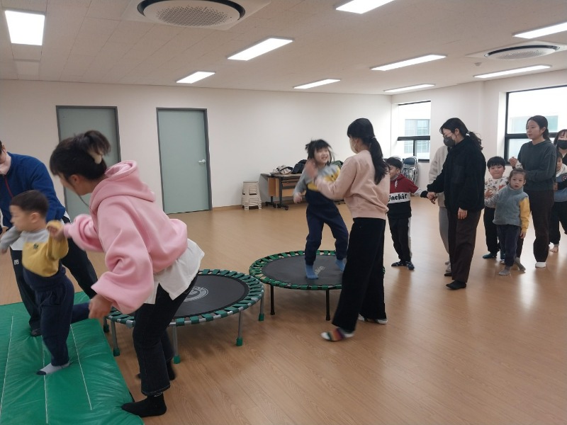KakaoTalk_20250220_111742035_04.jpg