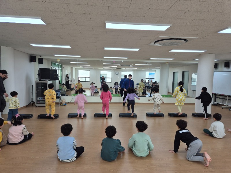 KakaoTalk_20250322_155559683_03.jpg