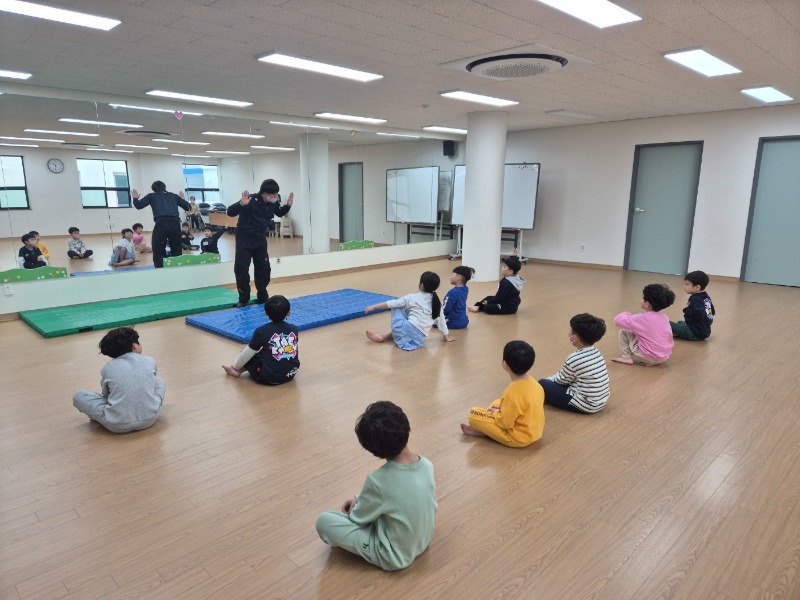 KakaoTalk_20250415_095637572_07.jpg