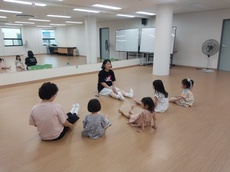KakaoTalk_20250614_145921291_06.jpg