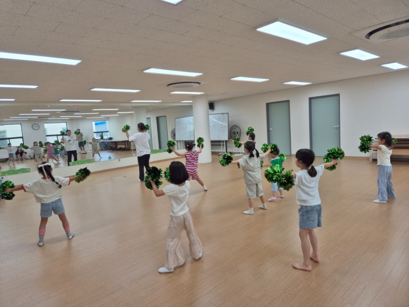 KakaoTalk_20250913_184917999_06.jpg