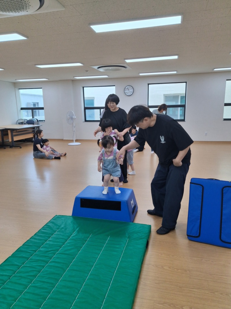 KakaoTalk_20250918_170433272_04.jpg